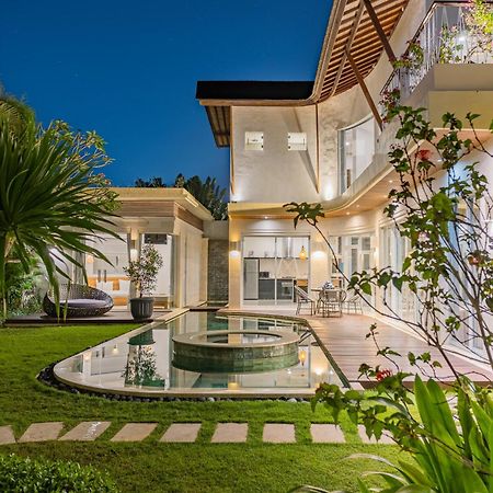 Luxury Villa K Seminyak Bagian luar foto