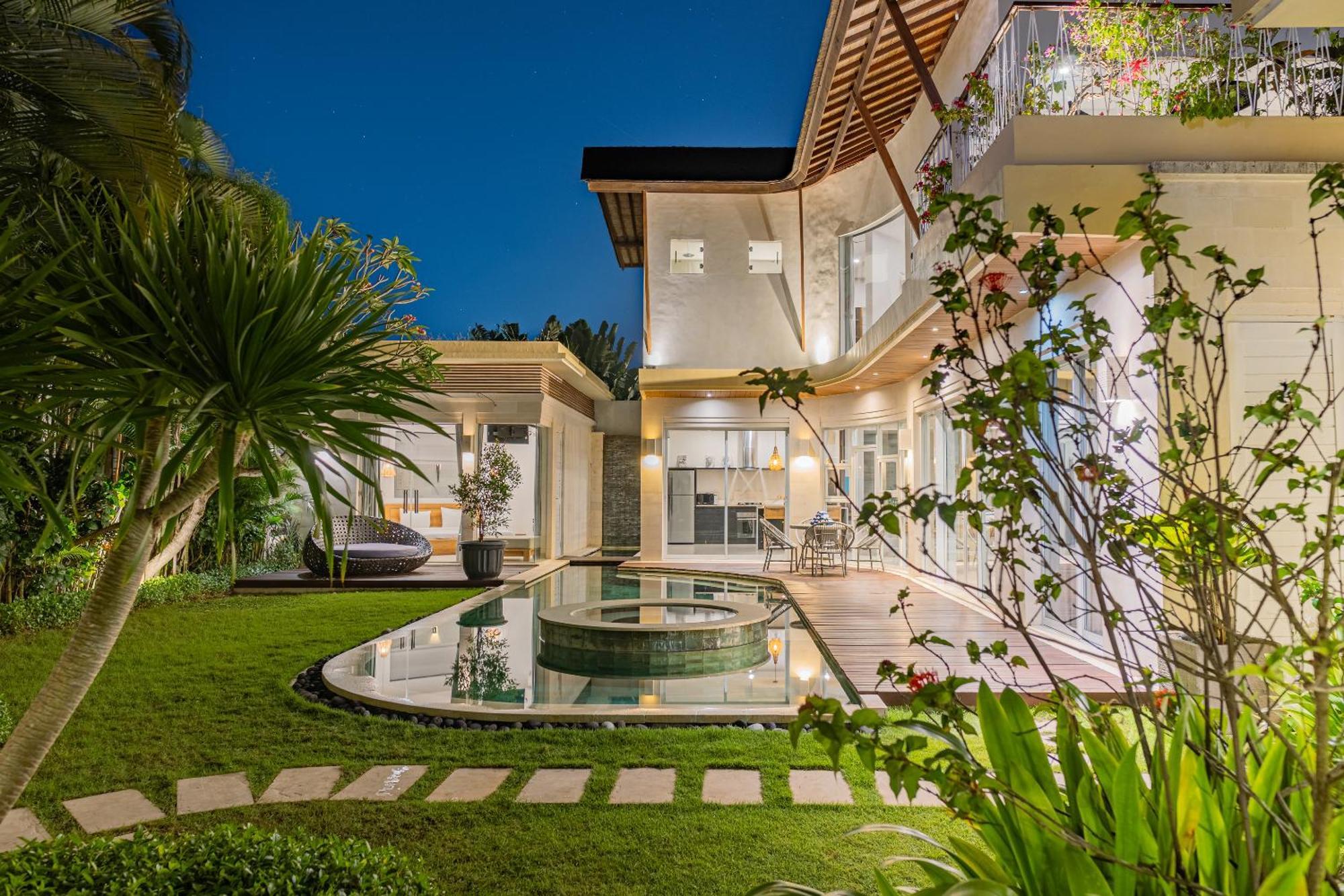 Luxury Villa K Seminyak Bagian luar foto