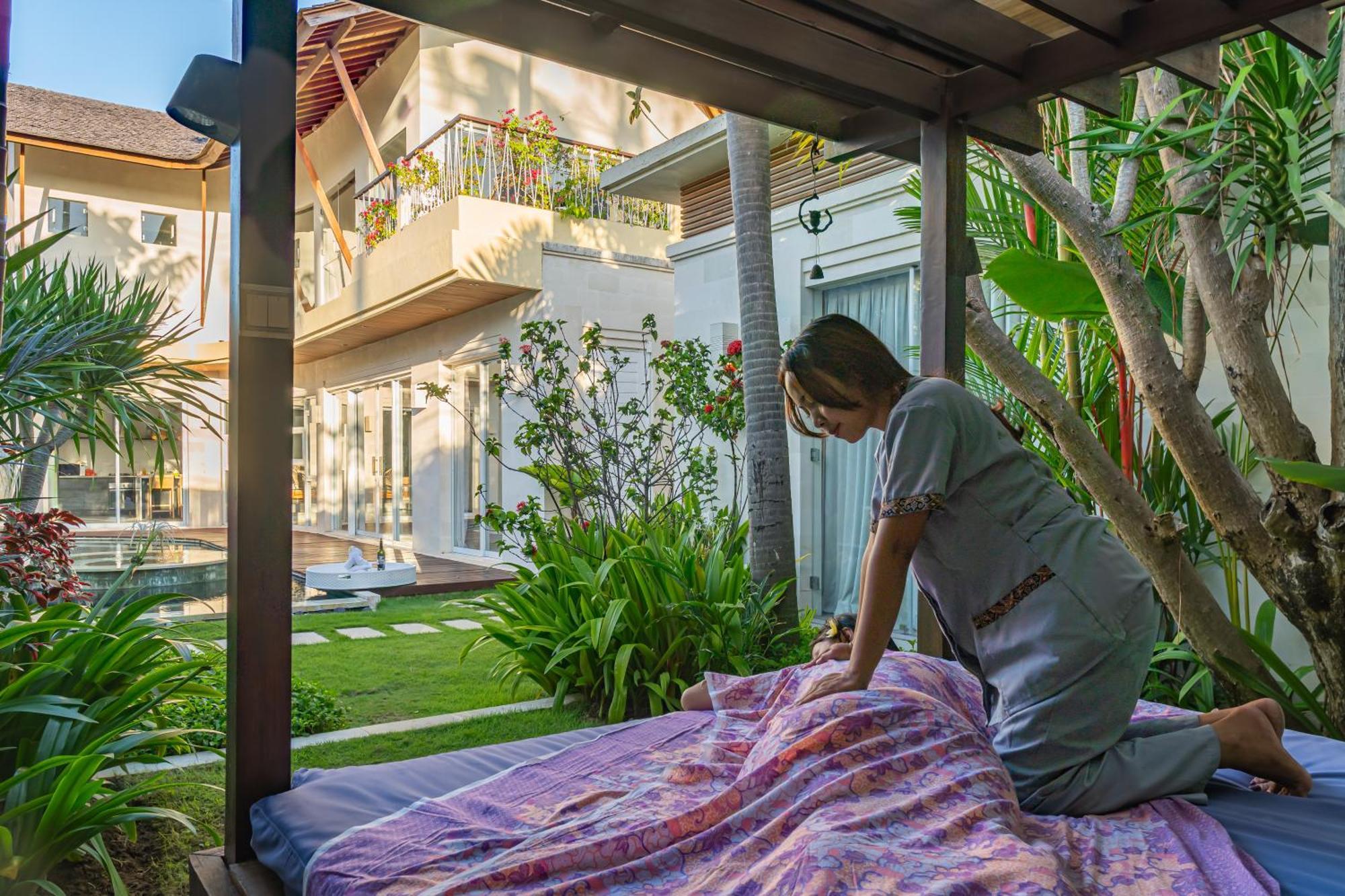 Luxury Villa K Seminyak Bagian luar foto